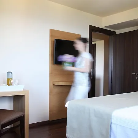 Theta Pelion מלון 4*
