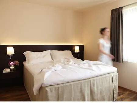 Theta Pelion 4* Áyios Dhimítrios