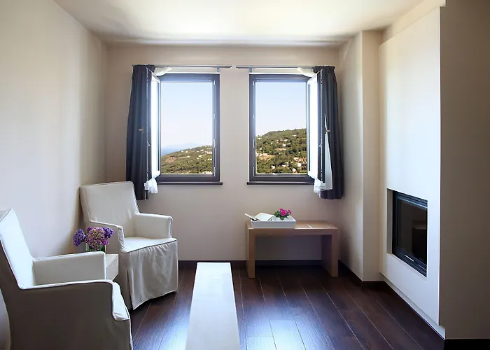 Theta Pelion 4* Áyios Dhimítrios